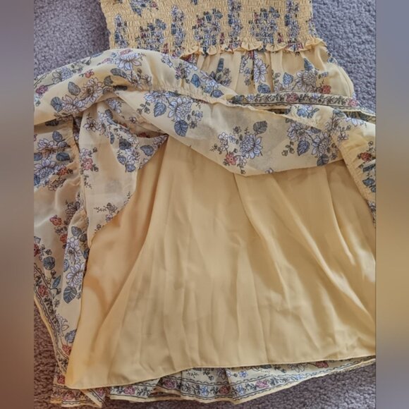 Max Studio Yellow Floral Flutter Sleeve Wrap Midi Dress, Size Medium - Picture 4 of 6